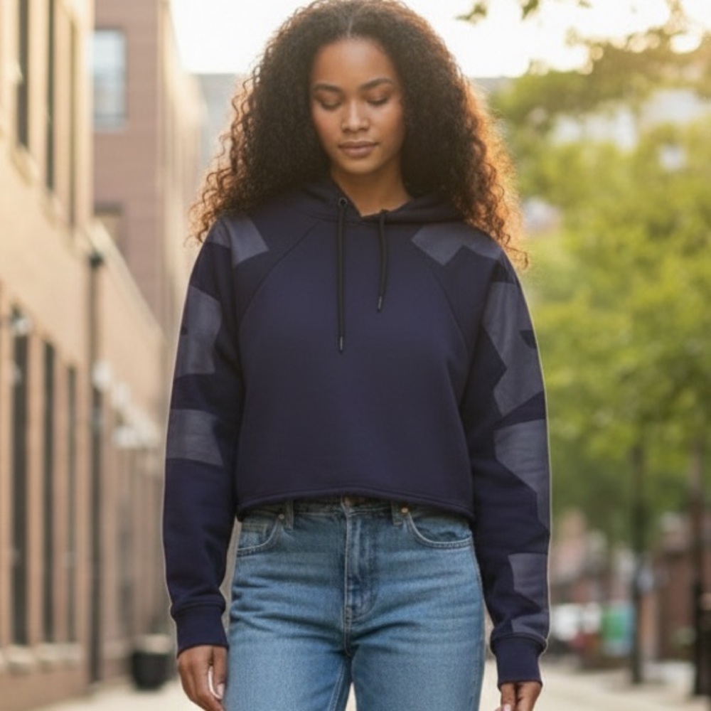 Ivy Park Navy Cropped Hoodie Sweatshirt with Navy logo Size XS